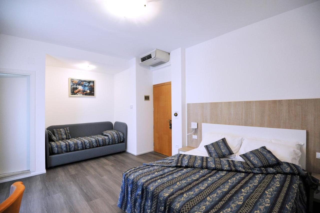 Hotel Marzia Holiday Queen Caorle Luaran gambar